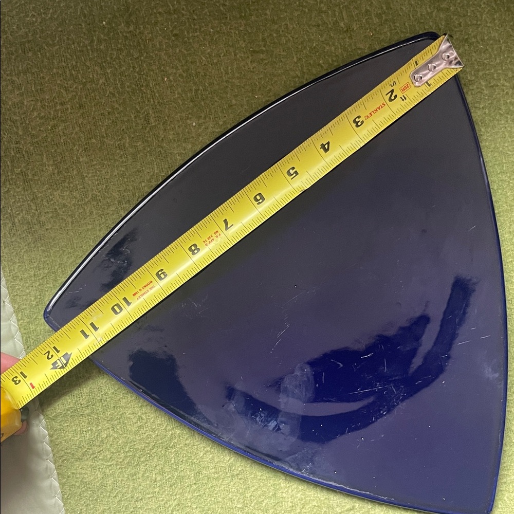Triangular Dark Blue Plate - Picture 6 of 8